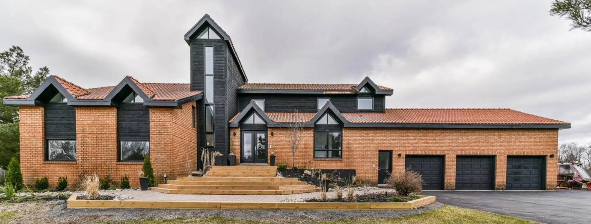 Exterior view of Durham Islamic Centre Whitby building